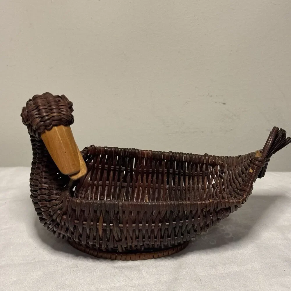 Ratan Wicker Turkey and Duck Baskets Vintage Tableware Decor Set  2 Thanksgiving